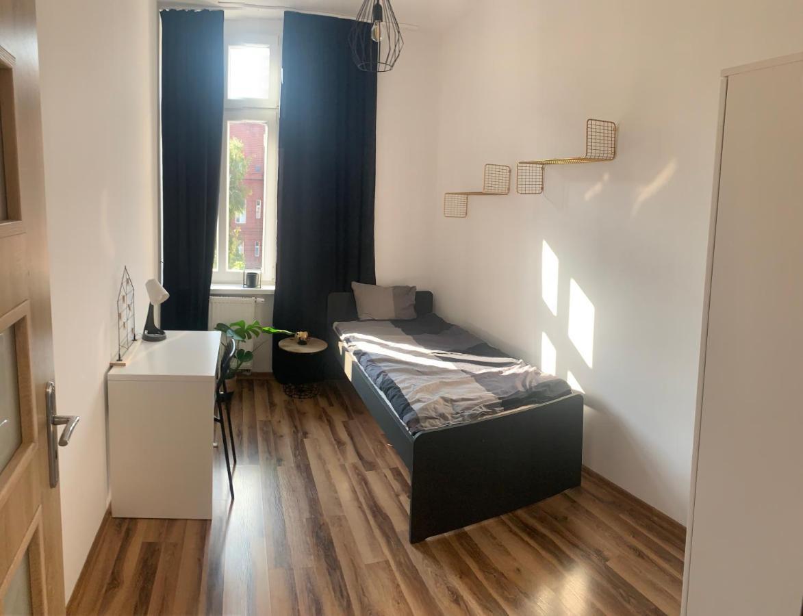 Kamienica Apartment Chorzow Exterior photo